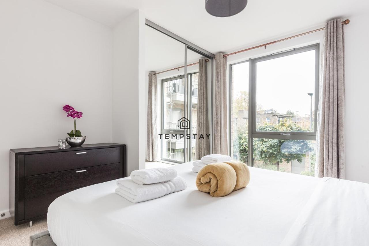 Modern Private Apartment -Balcony-Tube Station London Eksteriør billede